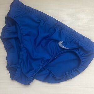 Nike team issued racing buns